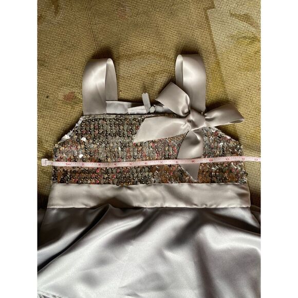 Incomplete Handmade Silver Sequin Tiered Holiday Dress Girls Size 7 - Picture 7 of 8